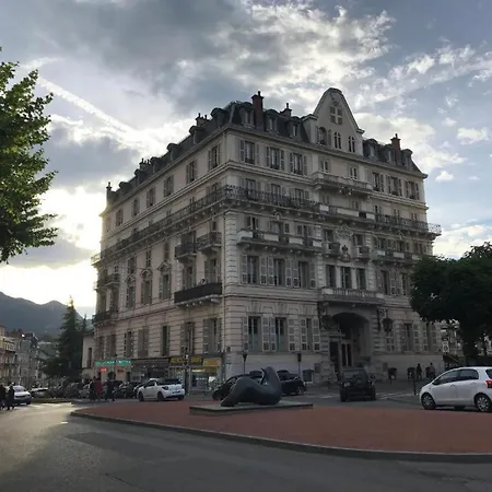 T3 ,100m2, Centre Ville, Classe 3 Etoiles * Aix-les-Bains