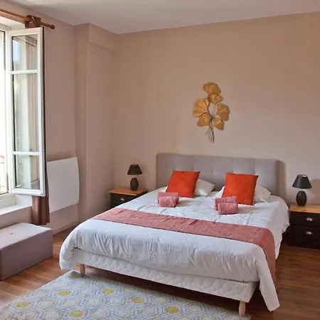 T3 ,100m2, Centre Ville, Classe 3 Etoiles Apartment *